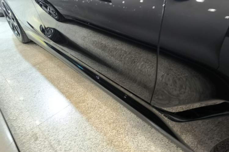 Used BMW i3 2023 eDrive 40 L Midnight Edition Right Side Sill