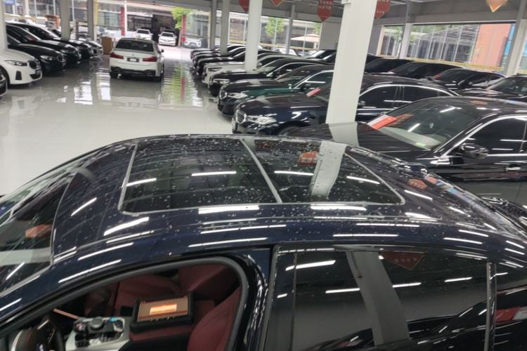 Used BMW i3 2023 eDrive 40 L Midnight Sports Package Roof