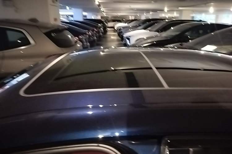 Used BMW i3 2023 eDrive 40 L Midnight Edition Roof