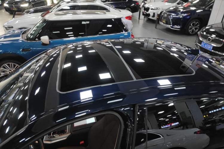 Used BMW i3 2023 eDrive 40 L Midnight Edition Roof