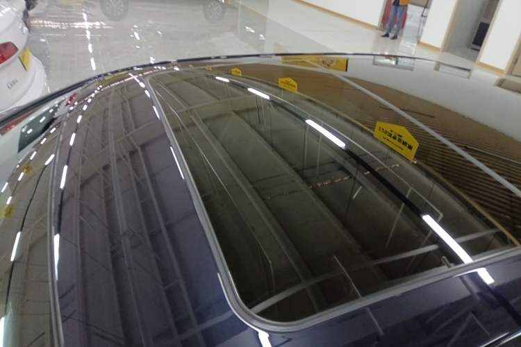 Used BMW i3 2023 eDrive 40 L Midnight Sports Package Roof