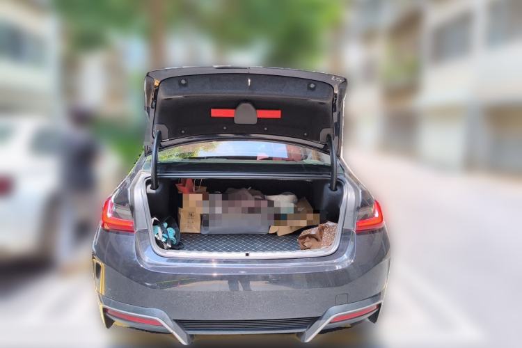 Used BMW i3 2023 eDrive 40 L Midnight Sports Package Trunk