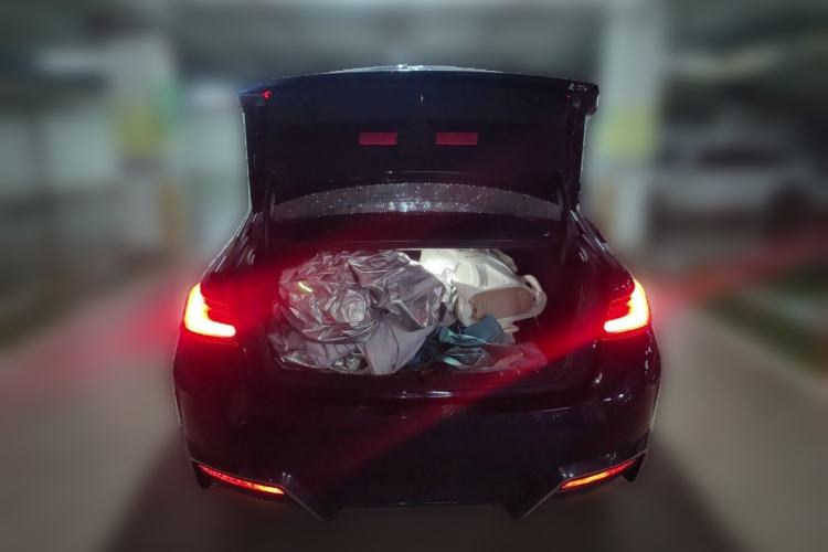 Used BMW i3 2023 eDrive 40 L Midnight Sports Package Trunk