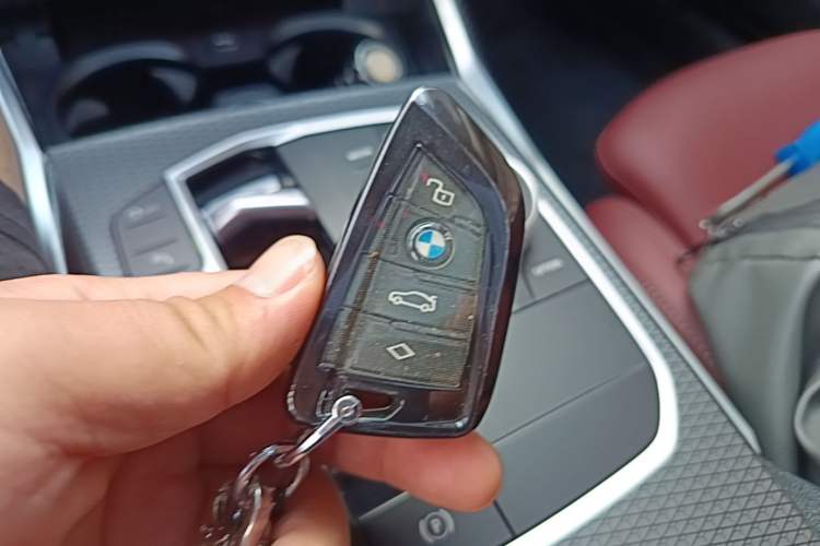 Used BMW i3 2023 eDrive 40 L Midnight Edition Vehicle Key