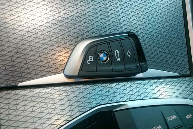 Used BMW i3 2023 eDrive 40 L Midnight Edition Vehicle Key