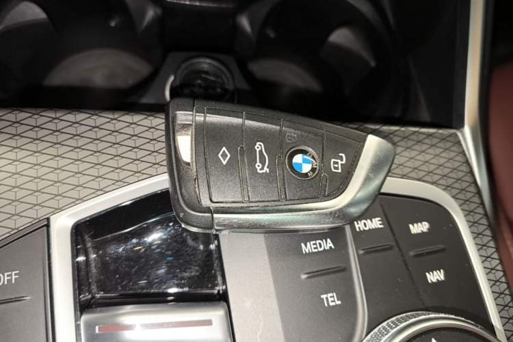 Used BMW i3 2023 eDrive 40 L Midnight Edition Vehicle Key