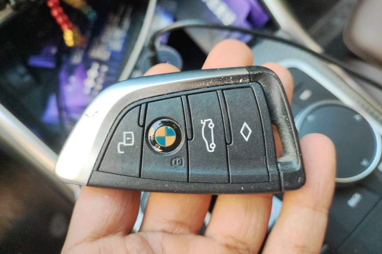 Used BMW i3 2023 eDrive 40 L Midnight Sports Package Vehicle Key