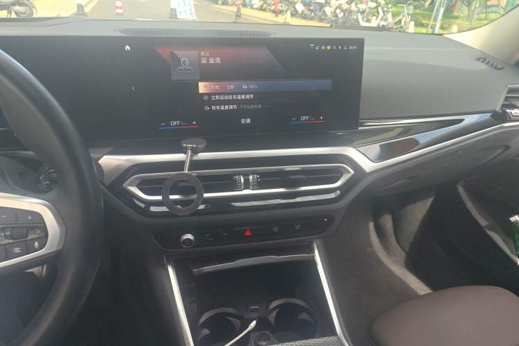 Used BMW i3 2023 eDrive 40 L Midnight Sports Package Audio And AC Panel