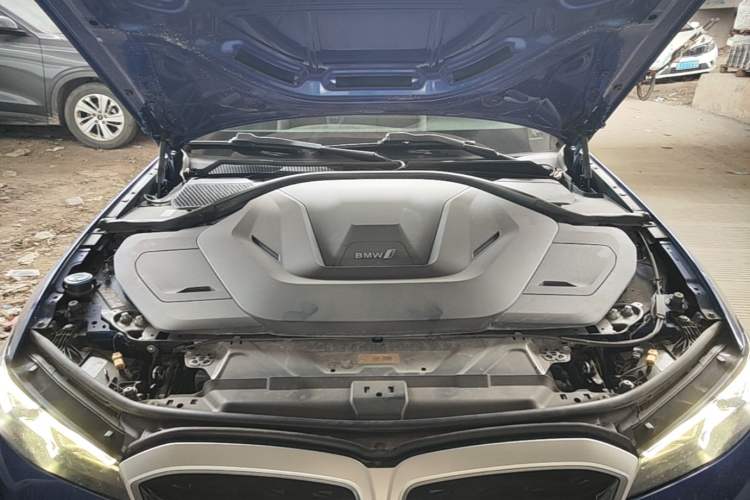 Used BMW i3 2023 eDrive 40 L Midnight Edition Engine Bay