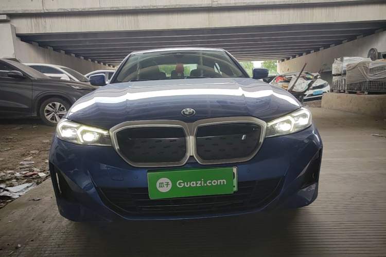 Used BMW i3 2023 eDrive 40 L Midnight Edition Front