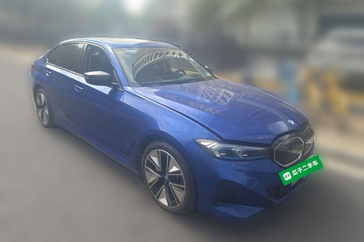 Used BMW i3 2023 eDrive 40 L Midnight Sports Package Front Right 45 Deg