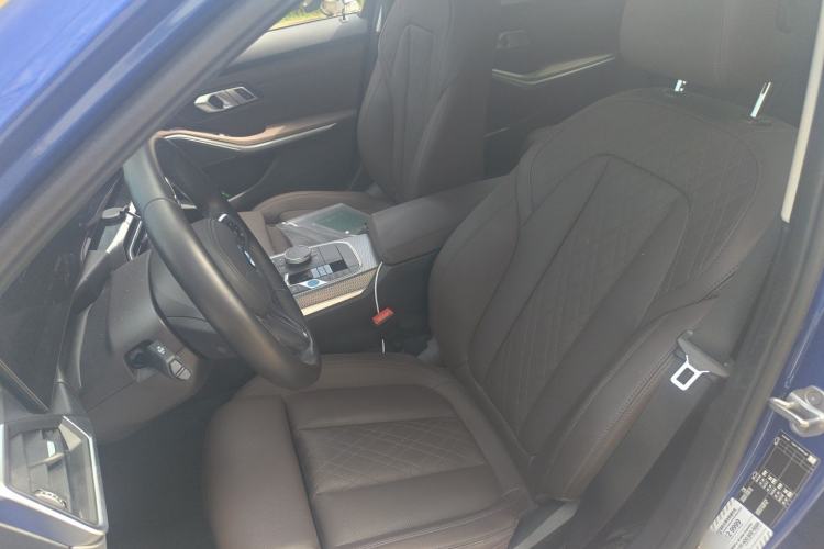 Used BMW i3 2023 eDrive 40 L Midnight Sports Package Left Front Seat