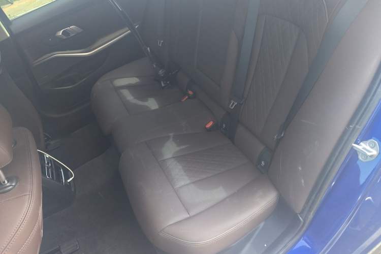 Used BMW i3 2023 eDrive 40 L Midnight Sports Package Left Rear Seat