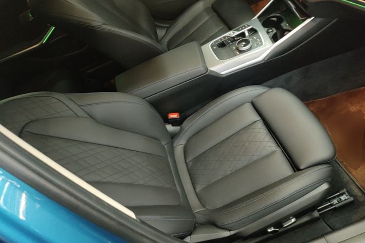 Used BMW i3 2023 eDrive 40 L Midnight Sports Package Right Front Seat