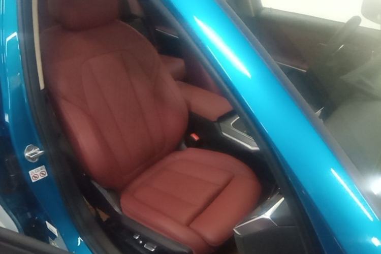 Used BMW i3 2023 eDrive 40 L Midnight Sports Package Right Front Seat