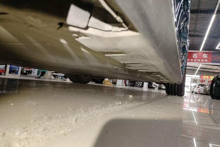 Used BMW i3 2023 eDrive 40 L Midnight Sports Package Right Side Sill
