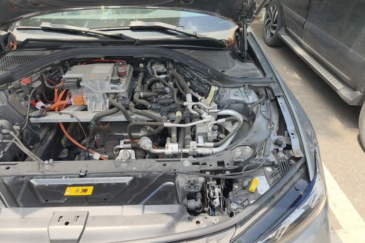 Used BMW i3 2023 eDrive 40 L Midnight Edition Engine Bay Left