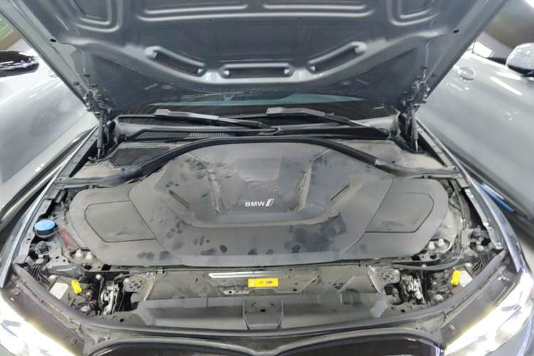 Used BMW i3 2023 eDrive 40 L Midnight Edition Engine Bay