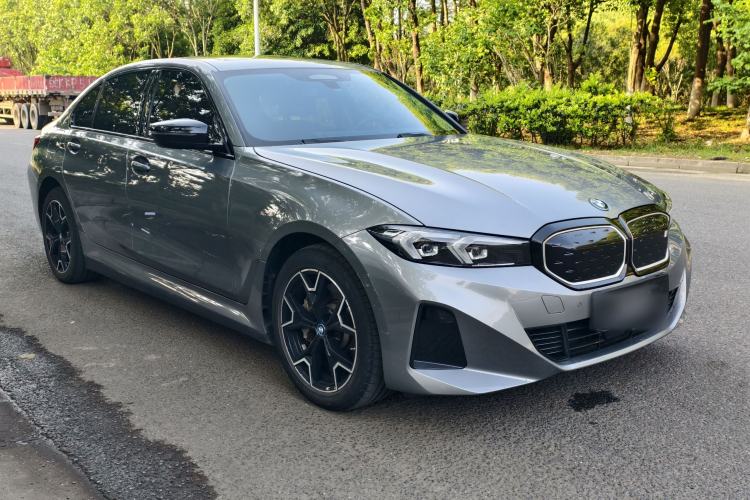 Used BMW i3 2023 eDrive 40 L Midnight Edition Exterior 2