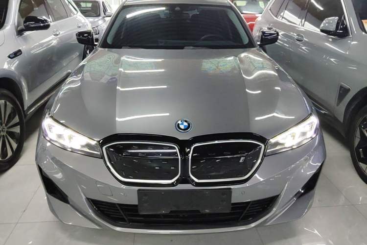 Used BMW i3 2023 eDrive 40 L Midnight Edition Front