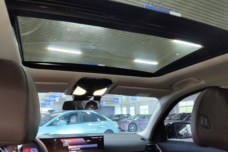 Used BMW i3 2023 eDrive 40 L Midnight Edition Headliner