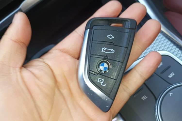 Used BMW i3 2023 eDrive 40 L Midnight Edition Interior 1