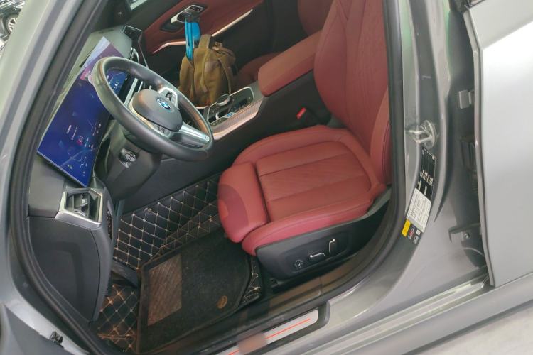 Used BMW i3 2023 eDrive 40 L Midnight Sports Package Left Front Seat
