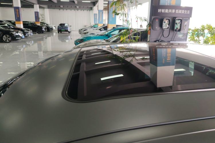 Used BMW i3 2023 eDrive 40 L Midnight Sports Package Roof