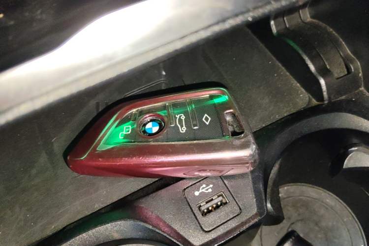 Used BMW i3 2023 eDrive 40 L Midnight Edition Vehicle Key