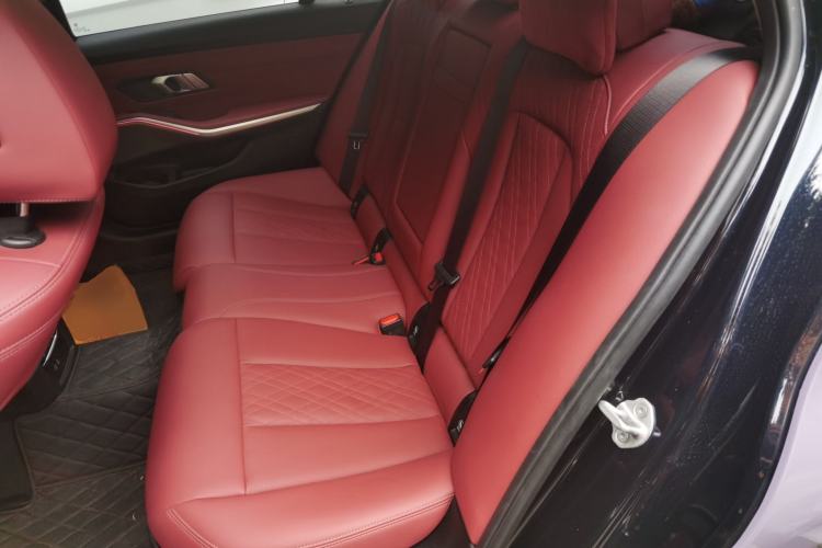 Used BMW i3 2023 eDrive 40 L Midnight Edition Interior 4