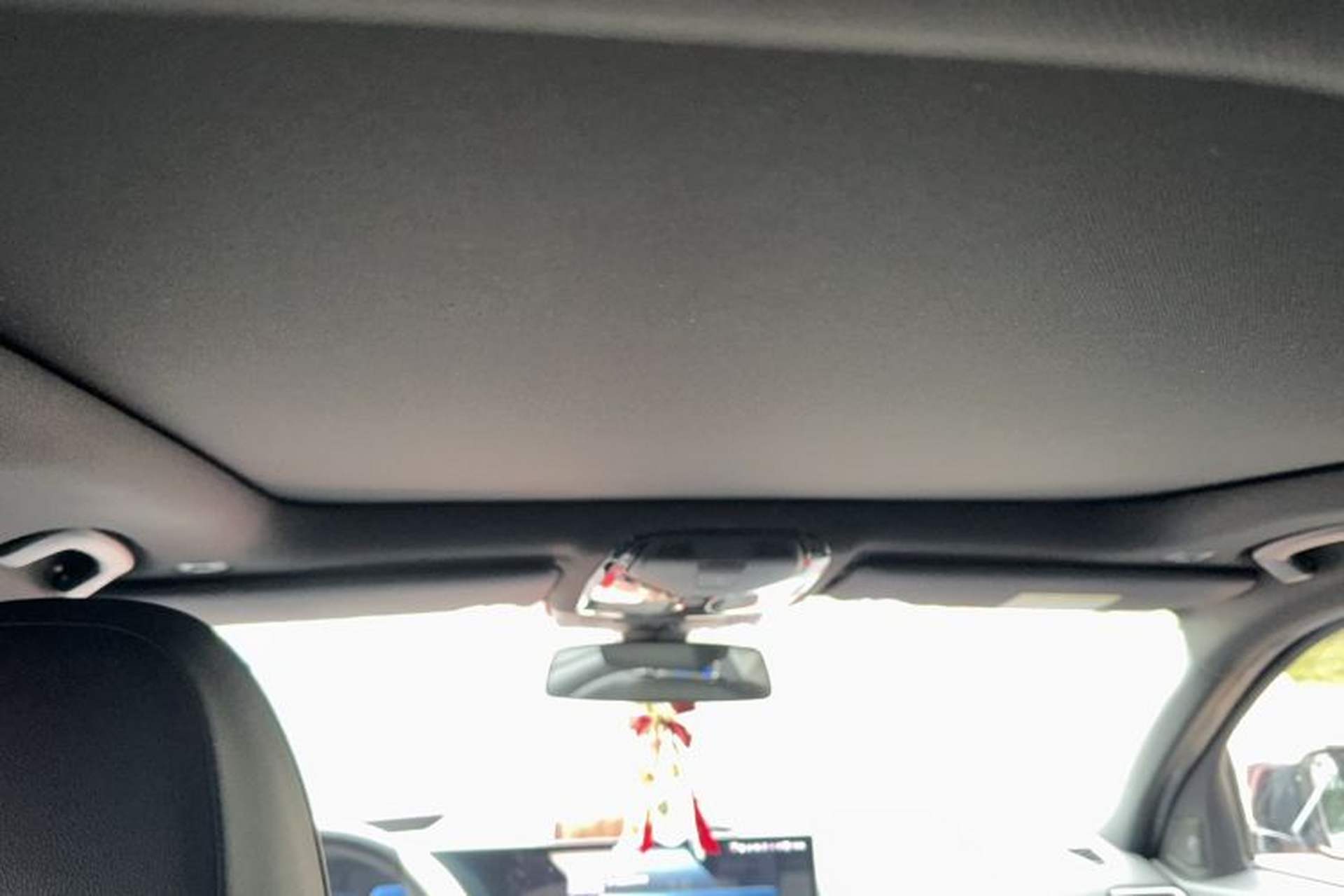 Used BMW i3 2023 eDrive 40 L Midnight Sports Package Headliner