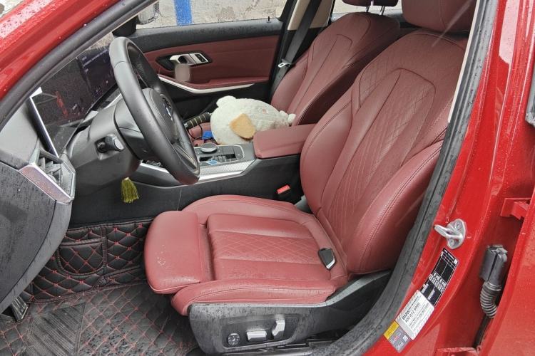 Used BMW i3 2023 eDrive 40 L Midnight Sports Package Left Front Seat