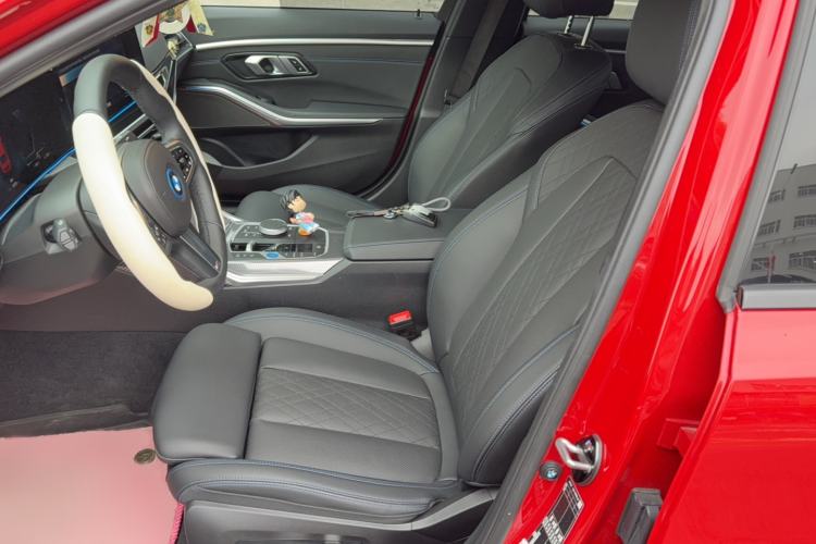 Used BMW i3 2023 eDrive 40 L Midnight Sports Package Left Front Seat
