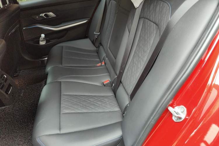 Used BMW i3 2023 eDrive 40 L Midnight Sports Package Left Rear Seat