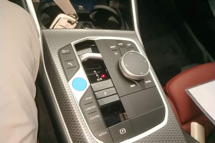 Used BMW i3 2023 eDrive 40 L Midnight Edition Gear Lever