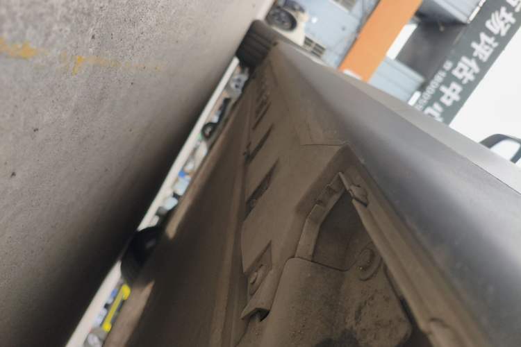 Used BMW i3 2023 eDrive 40 L Midnight Edition Left Side Sill