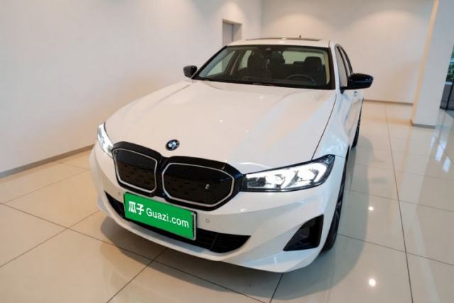 Używany BMW i3 2023 eDrive 40 L Midnight Edition