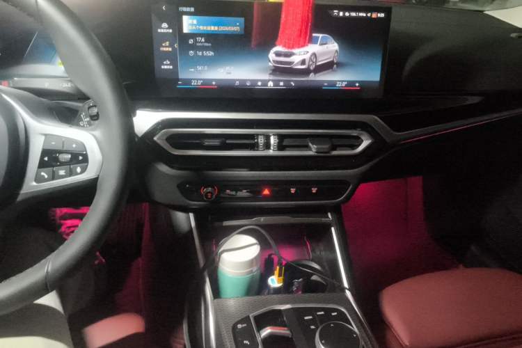 Used BMW i3 2023 eDrive 40 L Midnight Edition Audio And AC Panel
