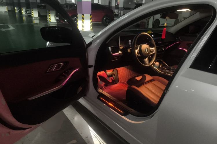 Used BMW i3 2023 eDrive 40 L Midnight Edition Driver Seat