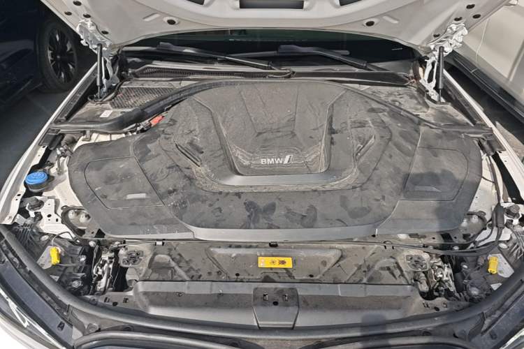 Used BMW i3 2023 eDrive 40 L Midnight Edition Engine Bay
