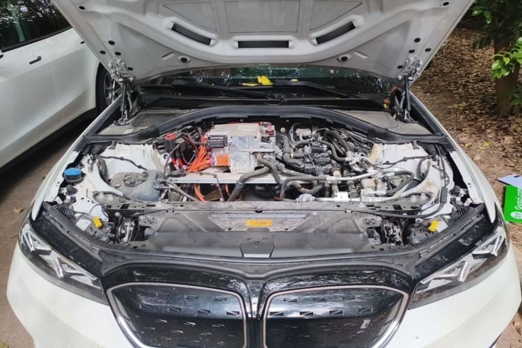 Used BMW i3 2023 eDrive 40 L Midnight Edition Engine Bay