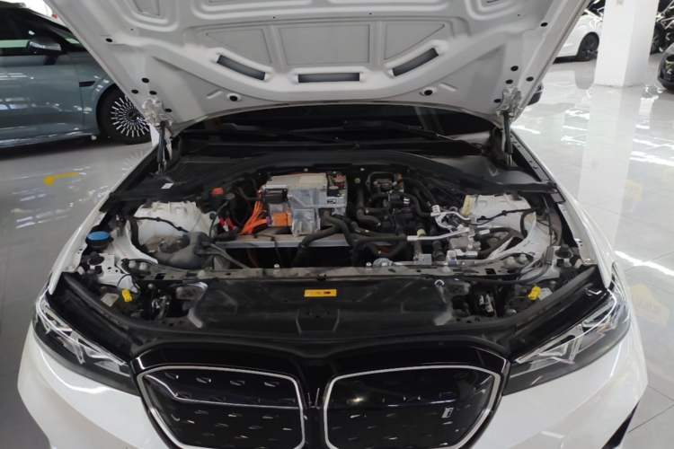 Used BMW i3 2023 eDrive 40 L Midnight Edition Engine Bay