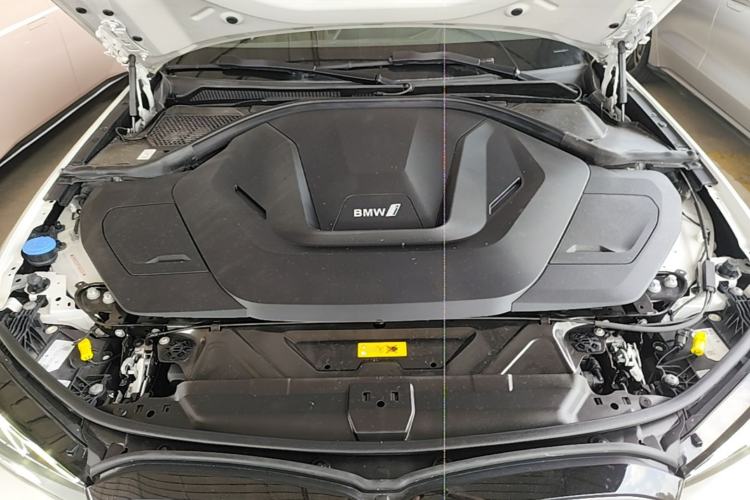 Used BMW i3 2023 eDrive 40 L Midnight Edition Engine Bay
