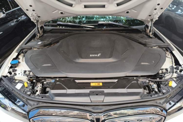 Used BMW i3 2023 eDrive 40 L Midnight Edition Engine Bay