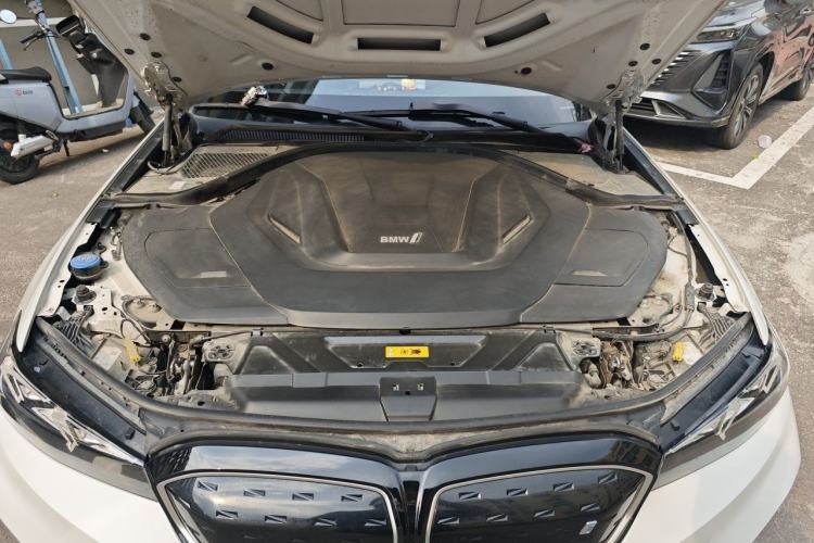 Used BMW i3 2023 eDrive 40 L Midnight Edition Engine Bay