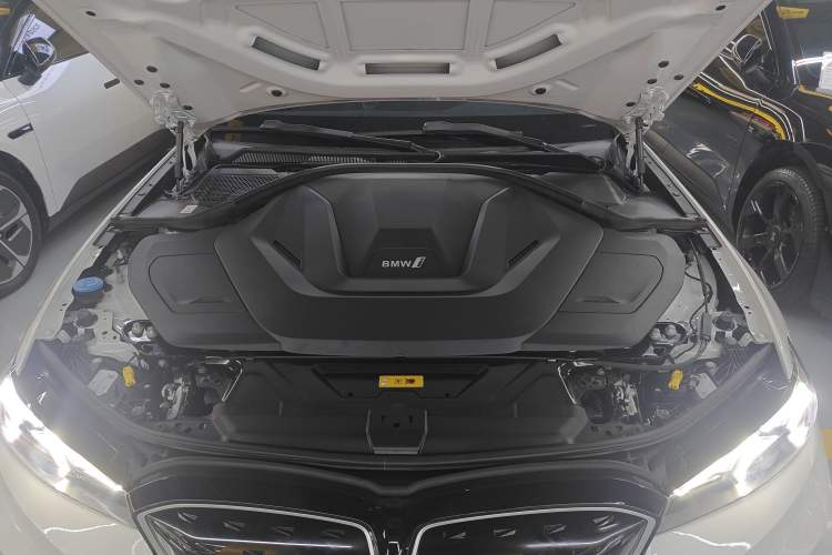 Used BMW i3 2023 eDrive 40 L Midnight Edition Engine Bay