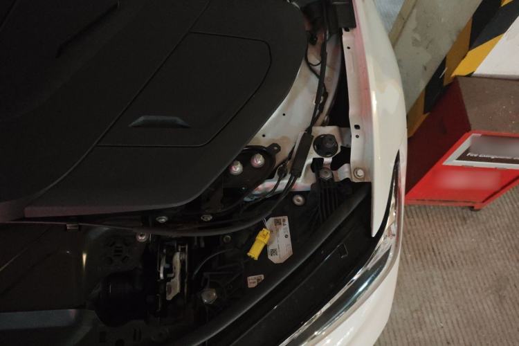 Used BMW i3 2023 eDrive 40 L Midnight Edition Engine Bay Left
