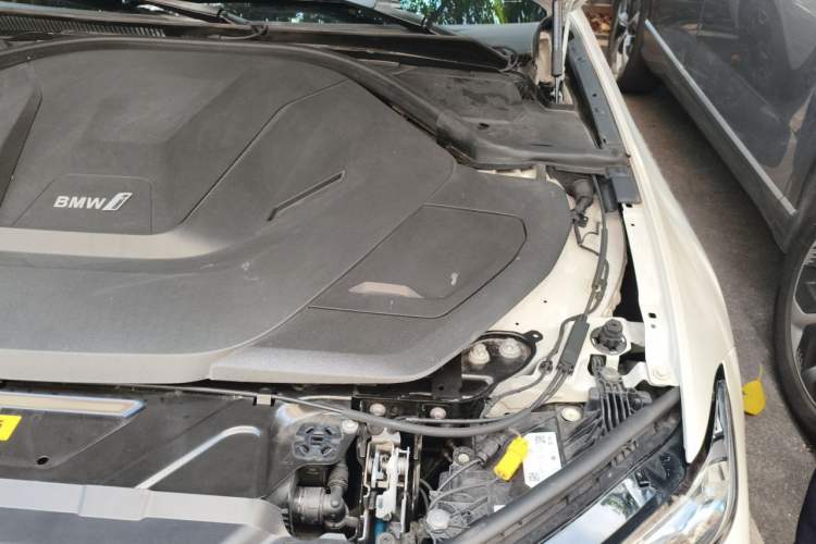 Used BMW i3 2023 eDrive 40 L Midnight Edition Engine Bay Left