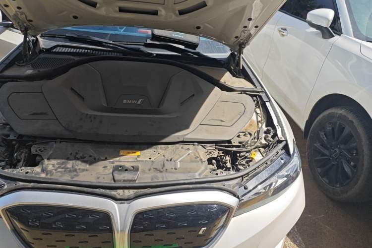 Used BMW i3 2023 eDrive 40 L Midnight Edition Engine Bay Left