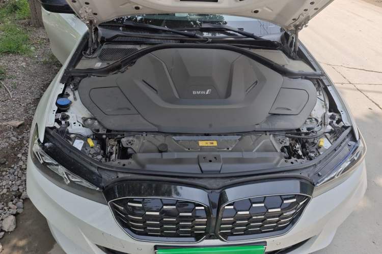 Used BMW i3 2023 eDrive 40 L Midnight Edition Engine Bay